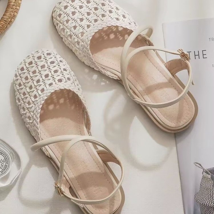 Gesloten sandalen in Franse st - Sandals recensie en prijs